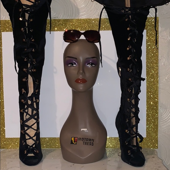 Cape Robbin knee high boots - Picture 4 of 4